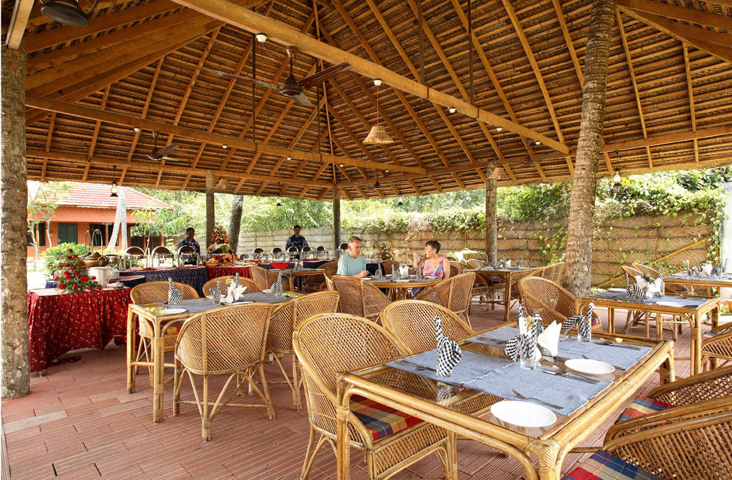 Cocobay Resort Kumarakom Restoran gambar